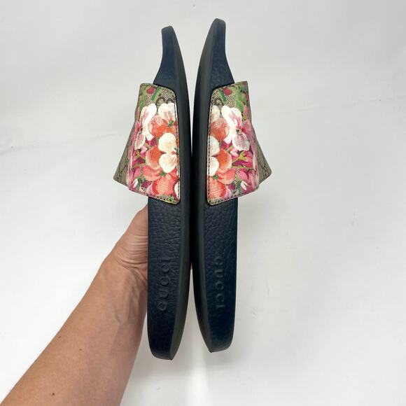 Gucci GG Blooms Supreme Floral Slide Slip On Rubber Sandals Flats EU 42 - Picture 4 of 11
